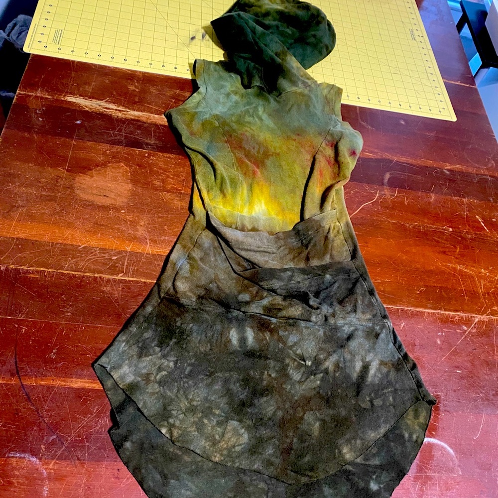 Blossoming Bumble Foxglove tunic dress Crossfox